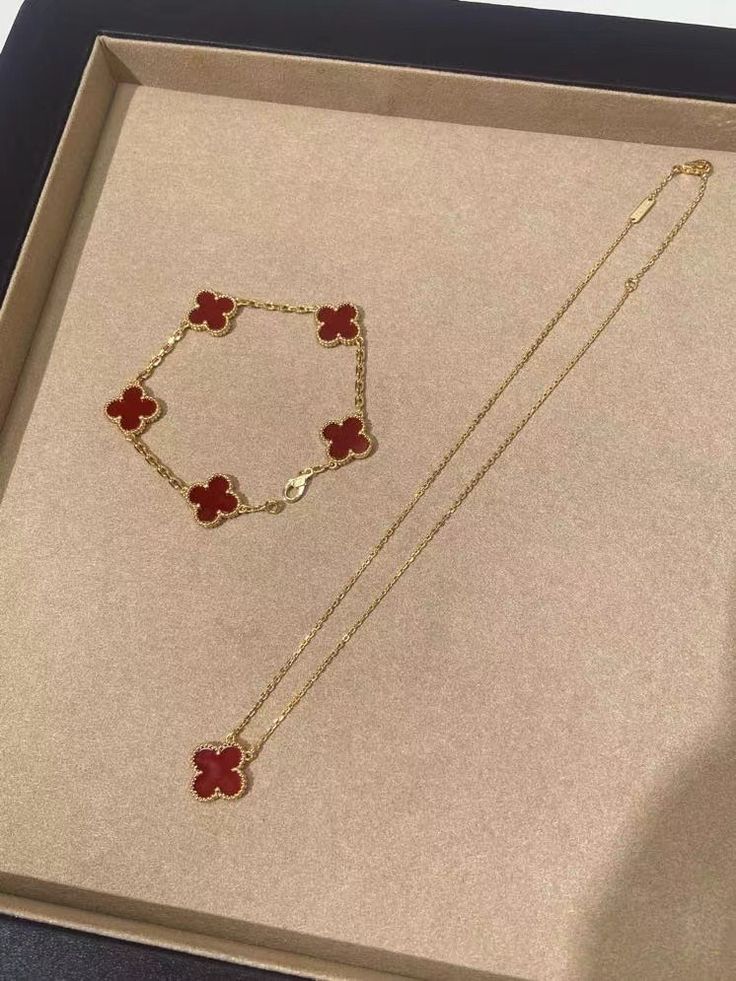 Lucky Girl Clover Set - Burgundy