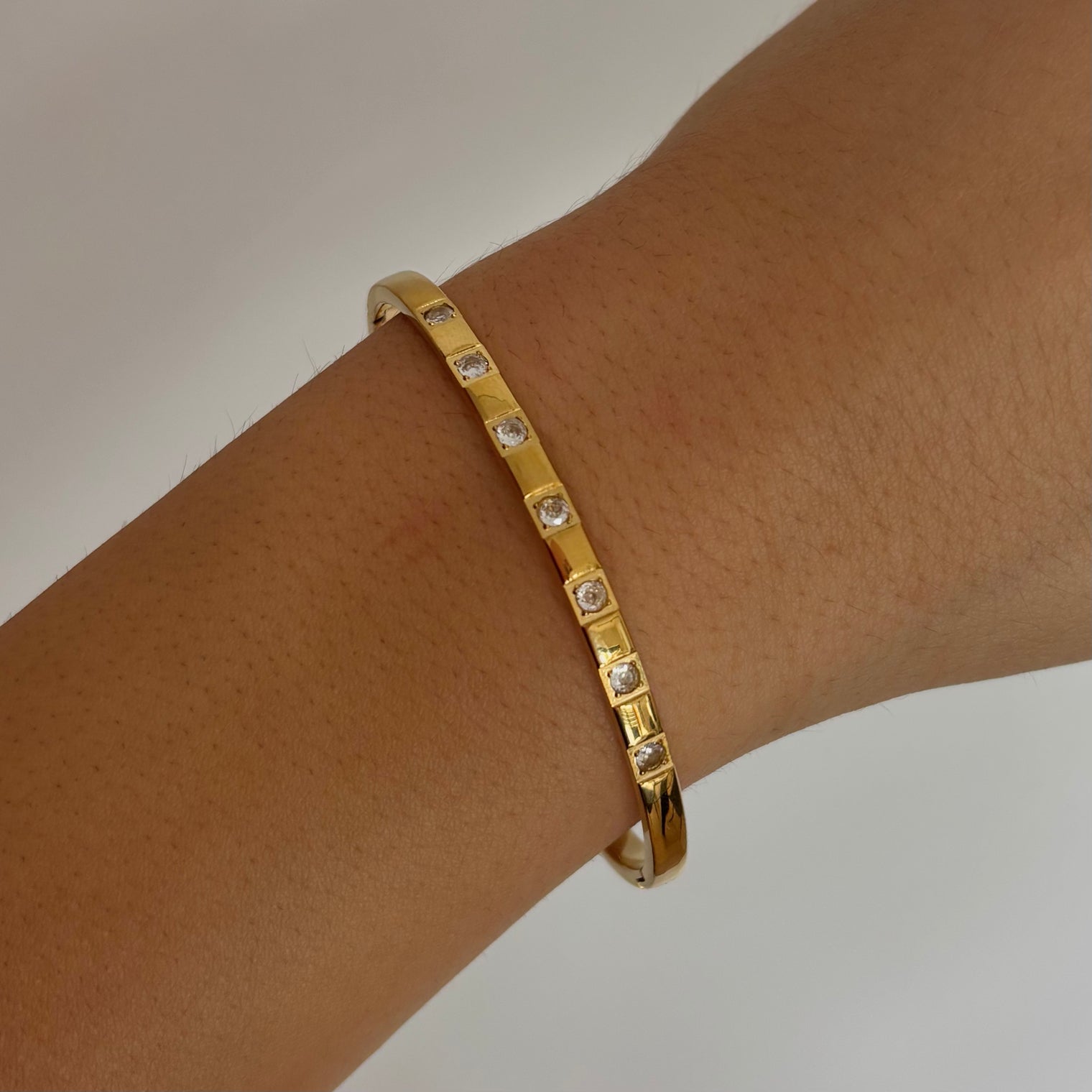 Iris Bangle