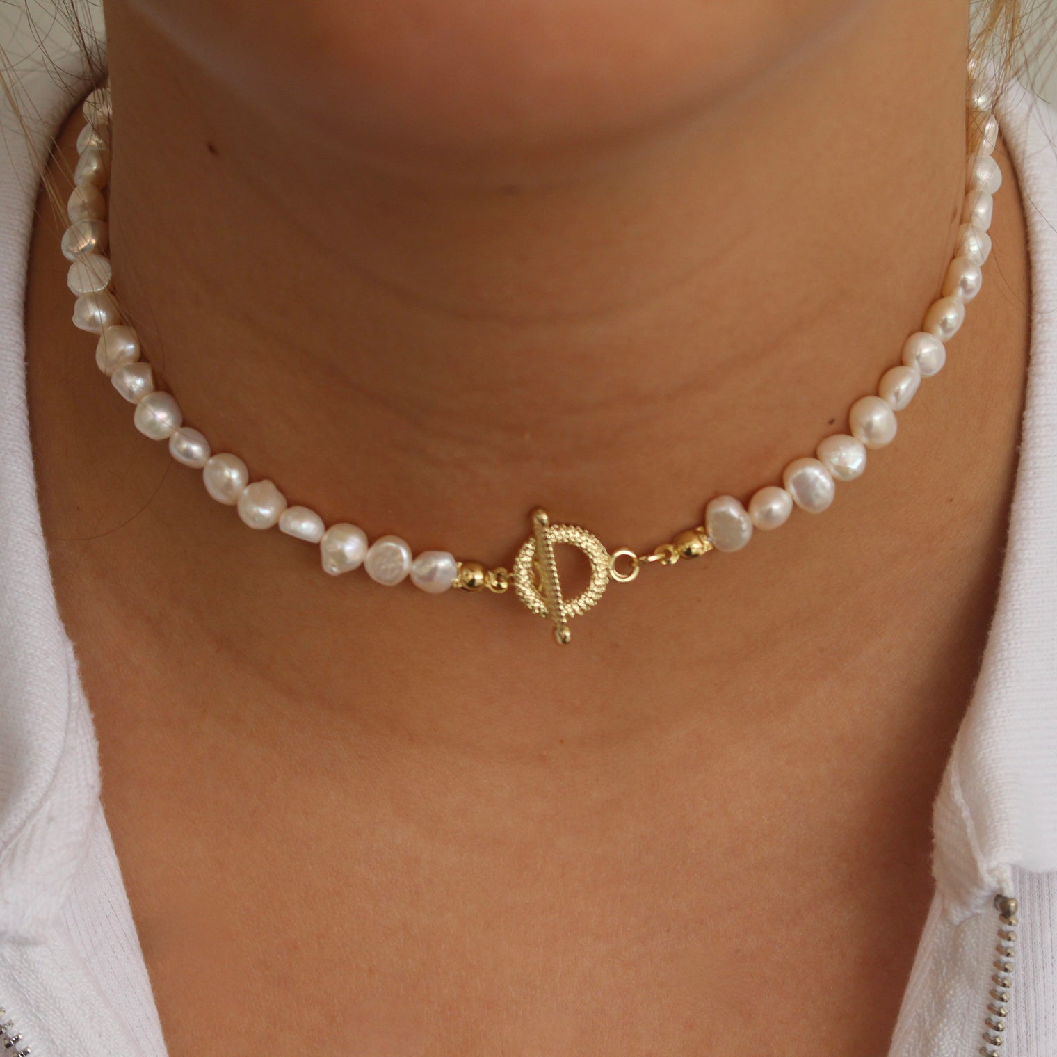 Pretty in Pearl Necklace
